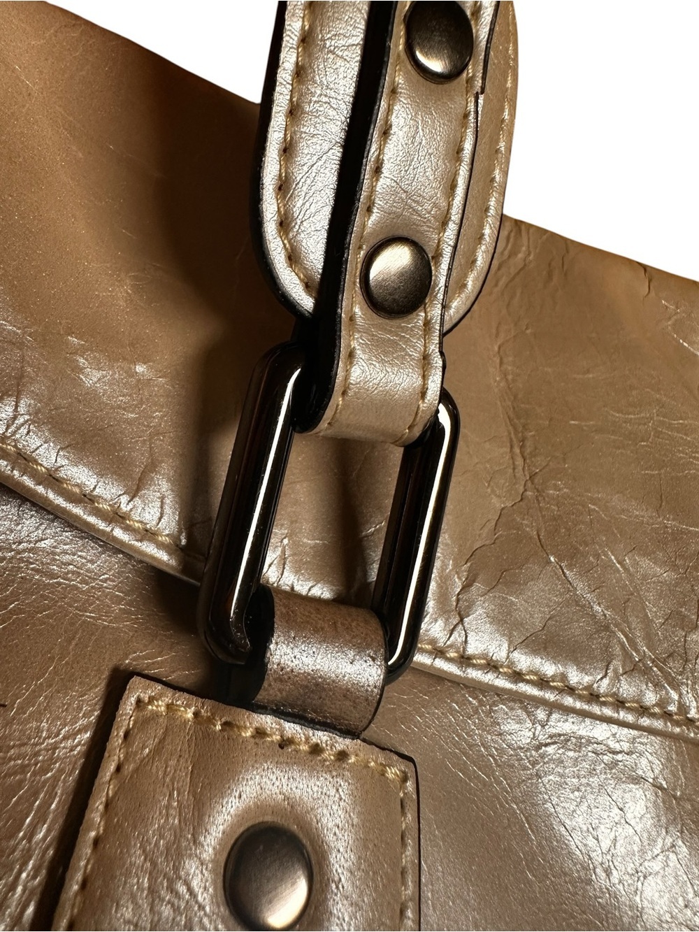 Worthington Y2K Vintage Soho Pearl Metallic Signature Demi Flap Shoulder Bag - Picture 4 of 11